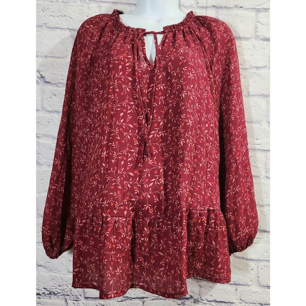 Old Navy Burgundy Floral Print Ruffled Hem Top L Lightweight Soft Flowy Tie Neck